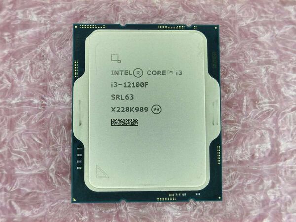 CPU Intel Core i3-12100F 中古動作品 25a12