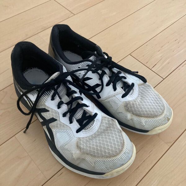 asics バレーボールシューズ 25.5cm ホワイト/ブラック訳あり
