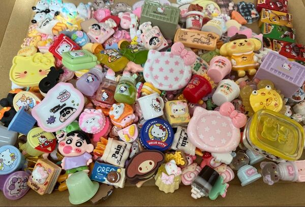 デコパーツ まとめ売り 200個以上!
