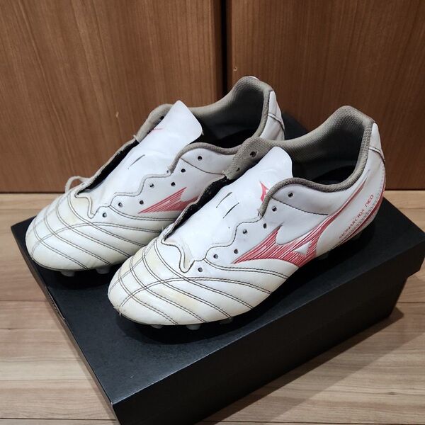 サッカースパイクモナルシーダ NEO 3 SELECT