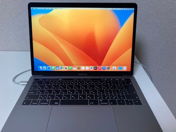 Apple MacbookProBTO13inch,2019,1.7GHz クアッドコアi7 SSD250G 16GBメモリ美品