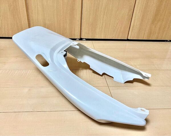 【新品/即発送】未塗装 CB400SF リアカウル NC42 Revo NC39 スペック3 バリオス シートカウル テールカウル