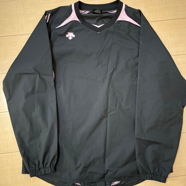 Descente ウィンドブレーカー ピンクライン入り ブラック