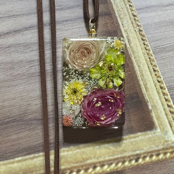 ネックレス ペンダント 長方形 pink×white ハンドメイド レジン