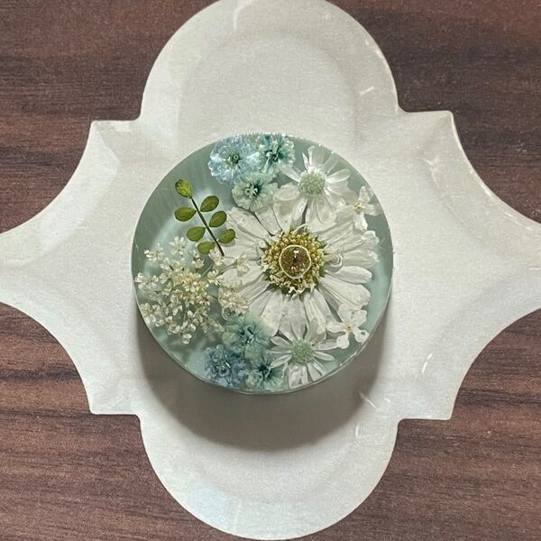 may-62 ハンドメイド レジン ヘアゴム ブローチ ポニーフック キーホルダー