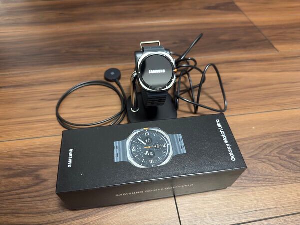 Galaxy Watch Ultra LTE 47mm チタニウムシルバー SM-L705FZTJSJP