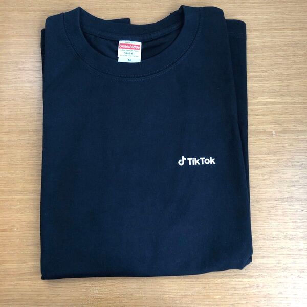 非売品★tiktok TikTok ティックトック シンプルロゴtシャツ 半袖 黒 ブラック Mサイズ 新品未使用品
