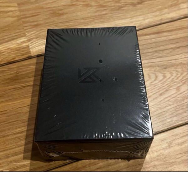 新品未開封 KZ ZAX 7BA+1DD バイブリッド イヤホン IEM