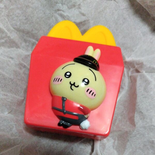 マック ちいかわ マクドナルド ハッピーセット うさぎのシールディスペンサー