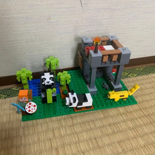 レゴ LEGO マインクラフト パンダ保育園 21158 現状品