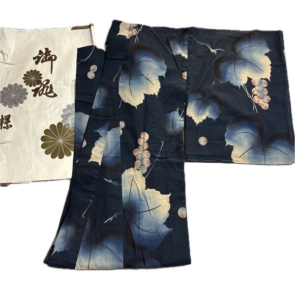 大人用 浴衣 紺色 葡萄柄 新品 着物屋購入