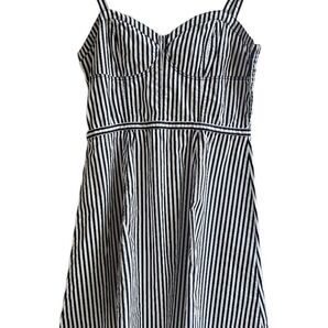H&M エイチアンドエム DIVIDED ストライプ ノースリーブ ワンピース キャミソール コルセット風