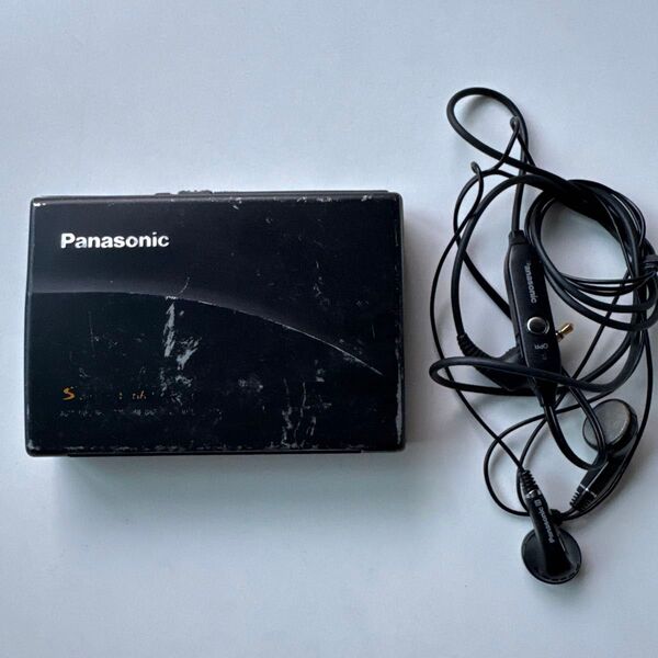 Panasonic カセットウォークマン RQ-S35 イヤホン付き ジャンク品 WALKMAN パナソニック ウォークマン