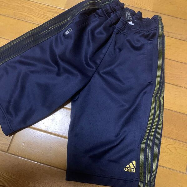 adidas ハーフパンツ アディダス