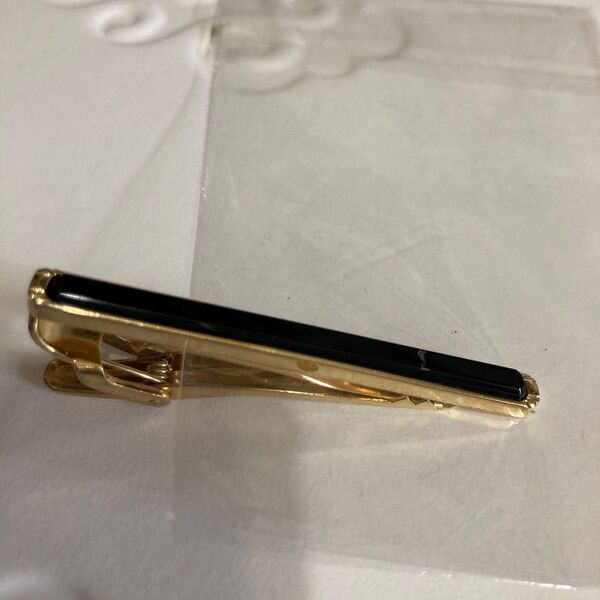 YVES SAINT LAURENT ネクタイピン ゴールド×黒 ビジネス フォーマル