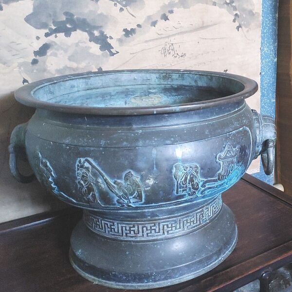骨董品 実家帰省品 中国 時代物 火鉢(底なし) 細彫 骨董品 青銅 銅製(真鍮)