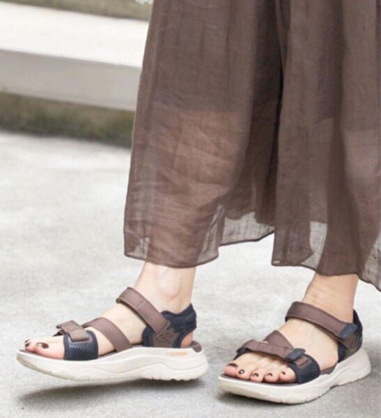 新品未使用 Teva IENA別注 ZYMIC サンダル ブラウン23cm