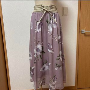 花柄ロングスカート レースアップ 花柄スカート M