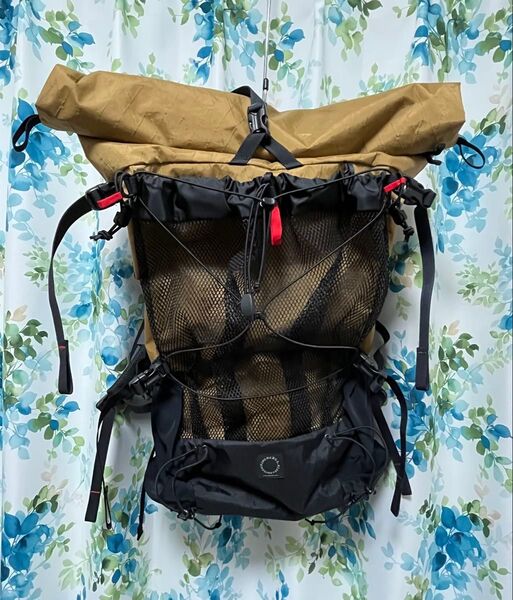 【週末限定1.000円OFF・美品】山と道 THREE Mサイズ コヨーテブラウン