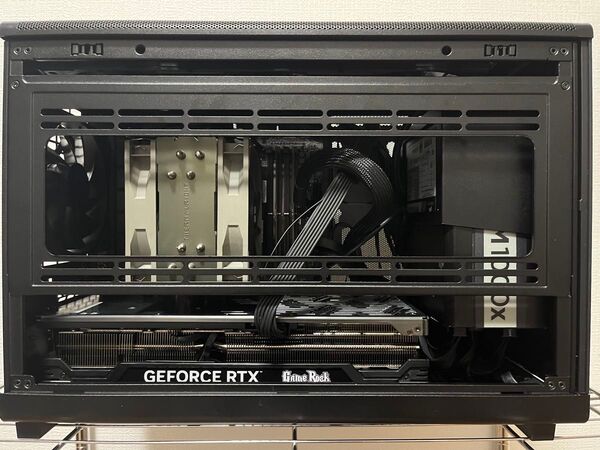 ゲーミングPC/Ryzen 7 9700x/4070Ti Super/メモリ32GB/2TB SSD