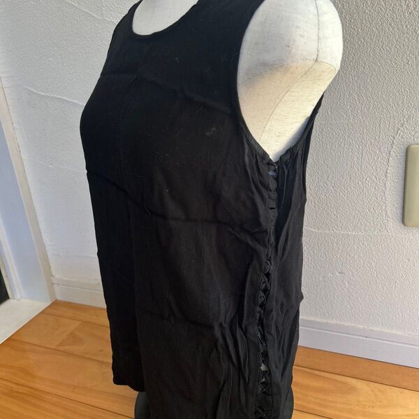 ZARA ノースリーブカットソー S 黒 タンクトップ