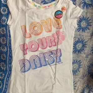 Love your Daisy Tシャツ