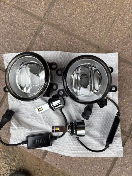 HID屋 Qシリーズ LEDフォグランプ