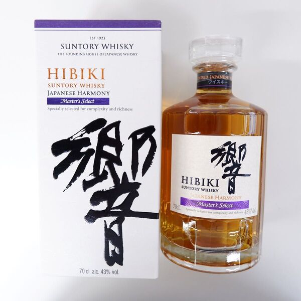 サントリー 響 JAPANESE HARMONY Master's Select 700ml 43%