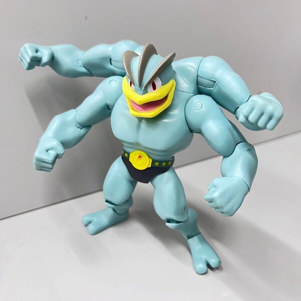 TOMY製 カイリキー ポケモンアクションフィギュア日本未発売 ポッ拳
