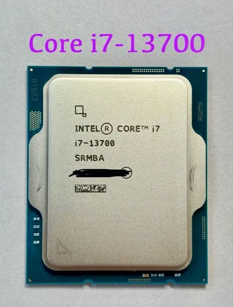 Intel Core i7-13700 CPU 中古品