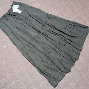 ブション未使用タグ付き定価14080円オリーブグリーンロングフレアスカート さ
