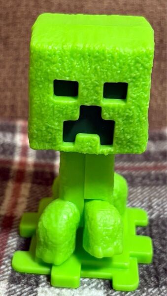 Minecraft マイクラ クリーパー フィギュア マクドナルド ハッピーセット