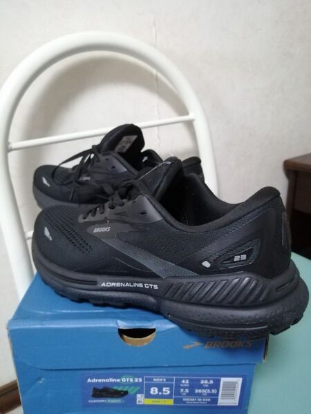BROOKS ADRENALINE GTS 23 メンズ US8.5 ブラック