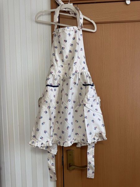 未使用・タグ付き ジェラートピケネオン ローズ 小花柄 エプロン