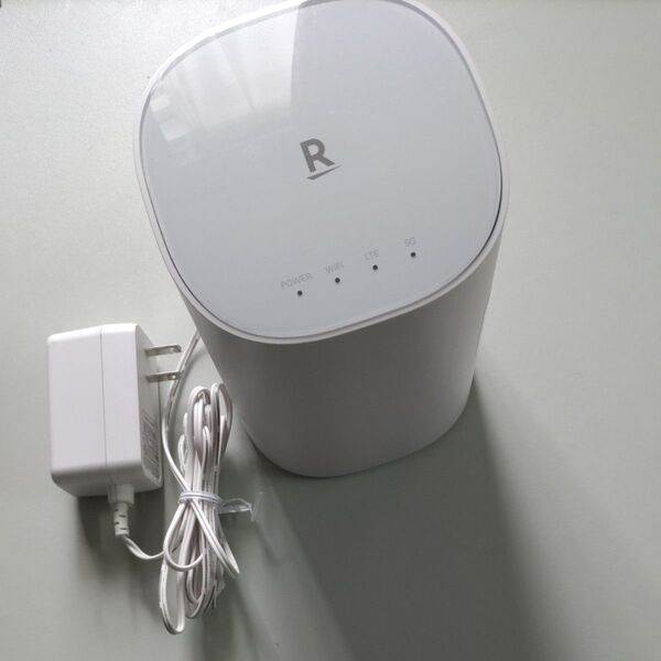 Rakuten Turbo 5G 楽天のホームルーター
