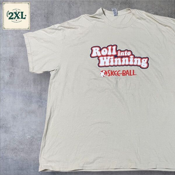 【US古着】ベージュ 2XL Tシャツ 半袖 レギュラー プリント メンズ レディース 大きいサイズ オーバーサイズGILDAN