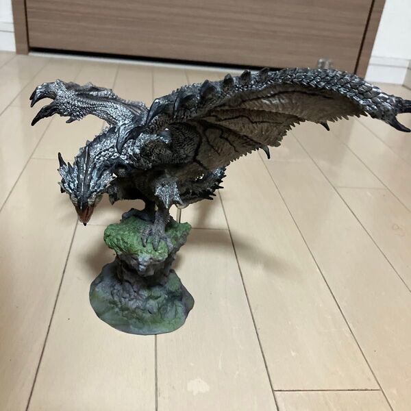 モンスターハンター クリエイターズモデル リオレウス 希少種 フィギュア カプコンフィギュアビルダー モンハン カプコン