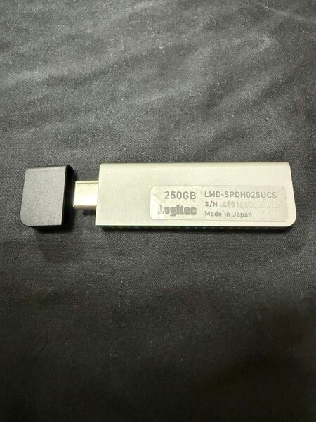 ロジテック 250GB type-C 外付けSSD LMD-SPDH025U R:1000MB/S R:700MB/S
