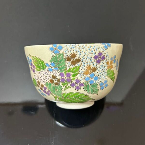 色絵紫陽花茶碗 英香 茶道具 懐石道具 鵬雲斎 坐忘斎 淡々斎 而妙斎 即中斎 七事式 水屋道具 永楽 仁清 乾山 真葛 道八