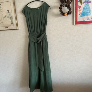ナチュラルクチュール ワンピース ノースリーブ
