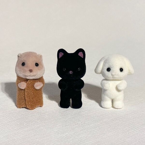 シルバニアファミリー フローラウサギの小さい赤ちゃん+カワウソの小さい赤ちゃん+ほしぞらネコの小さい赤ちゃん 3点セット