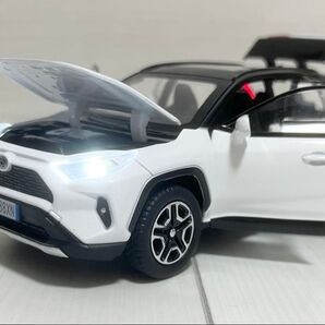 《新品》1:32 トヨタ RAV4 ミニカー
