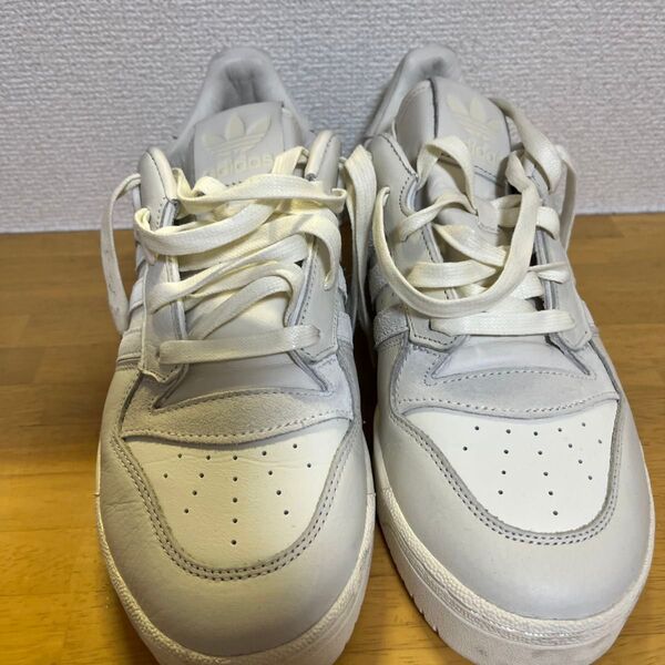 adidas FORUM 84 LOW ADV オフホワイト 26cm