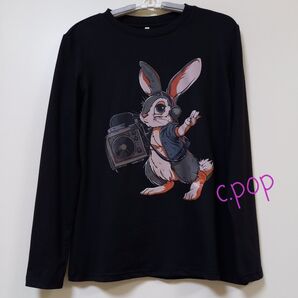 うさぎ キャラクター デザイン 丸襟 長袖 ロンT 黒