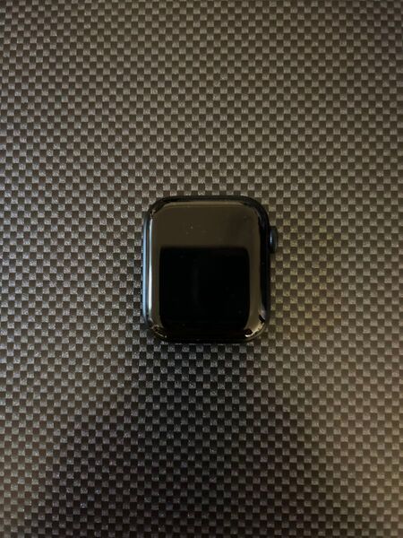 アップルウォッチSE2 GPS 40mmケース アルミニウム