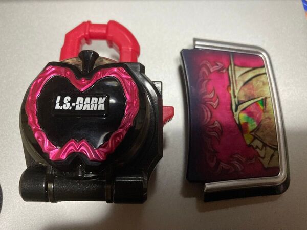 仮面ライダー鎧武 DX 黒のりんごロックシード 仮面ライダー邪武