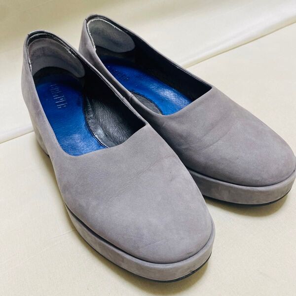 CAMPER カンペール スウェード パンプス 24cm
