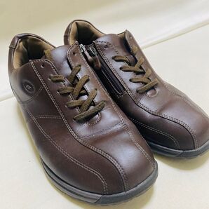 【美品】YONEX ヨネックス ウォーキングシューズ 25.5cm レザー 茶 ブラウン