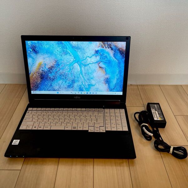 美品 富士通 Lifebook A5510 FX i5/32GB/SSD512G/カメラ Win11