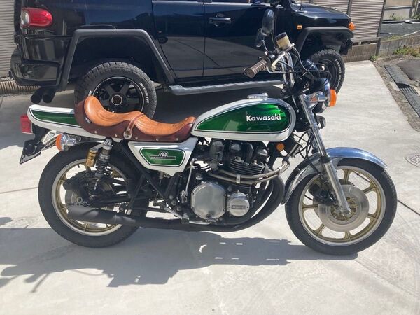 外装 Z750D1 KZ900 KZ1000 Z750FOUR Z1 Z2 タンク テールカウル サイドカバー